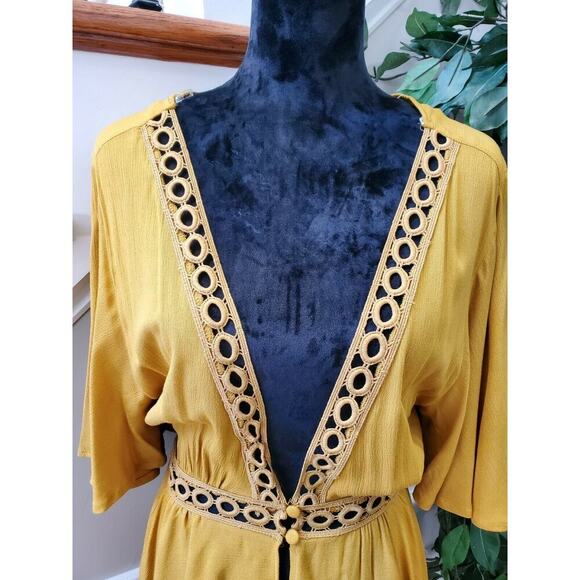 Life Is For Eternity Women's Yellow 100% Rayon V-Neck 3/4 Sleeve Sweater Size L - Picture 5 of 10